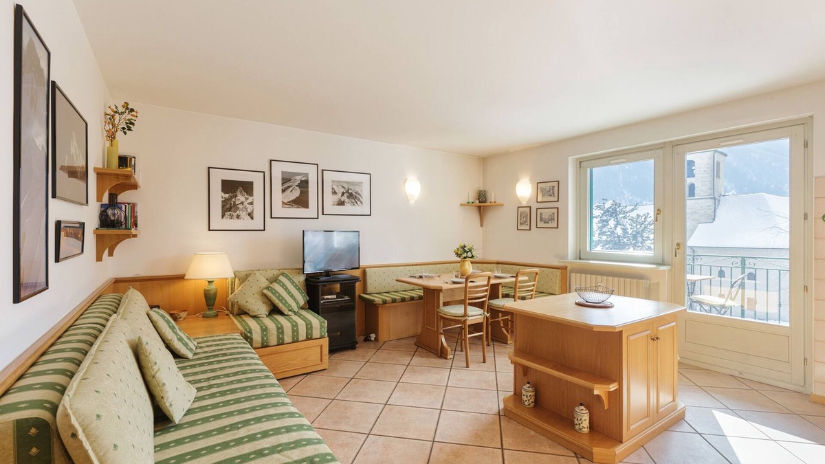 Chamonix City Centre Apartment | Jardins d'Androsace 3eme étage, Chamonix, France