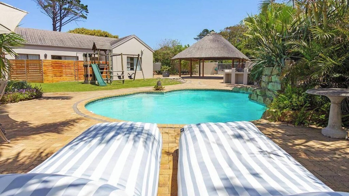 Tokai Apartment | Jasmine - 3 Bedroom family unit