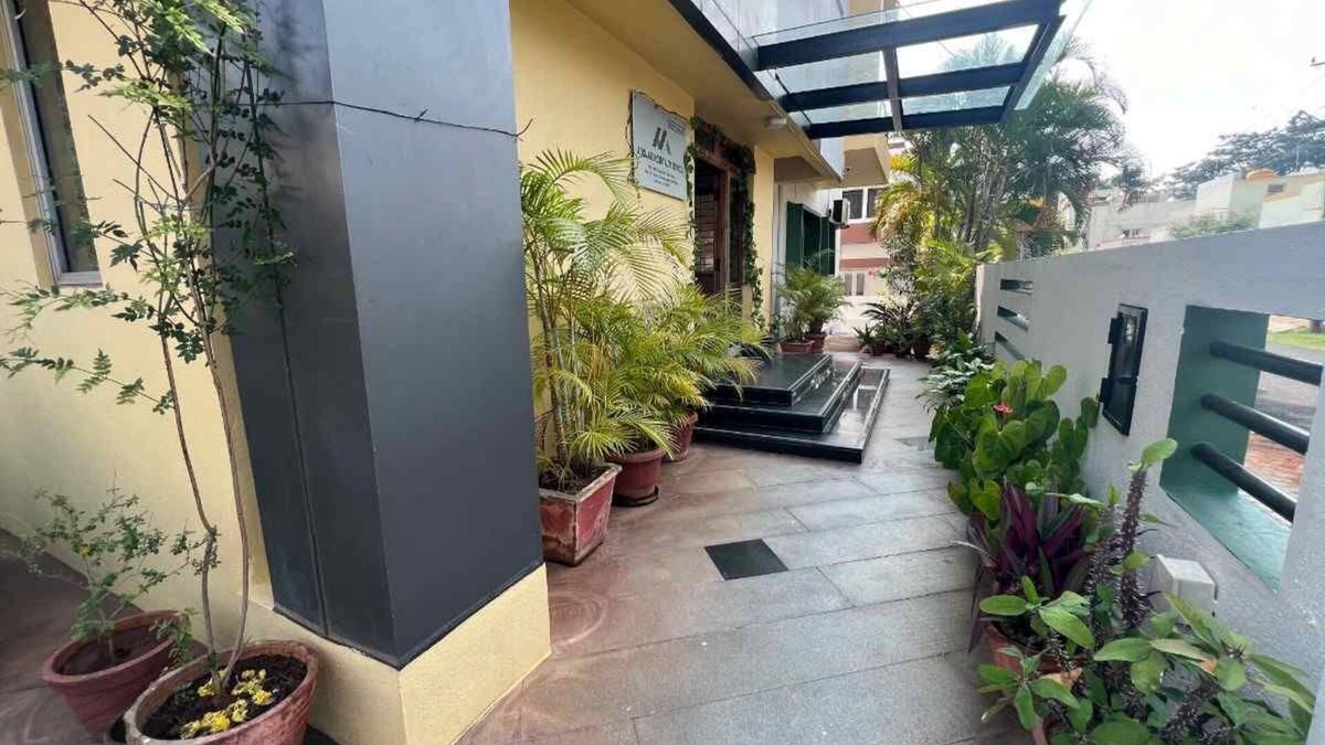 Vijayanagar 1st Stage Hotel | Jasmine Apartment Suites