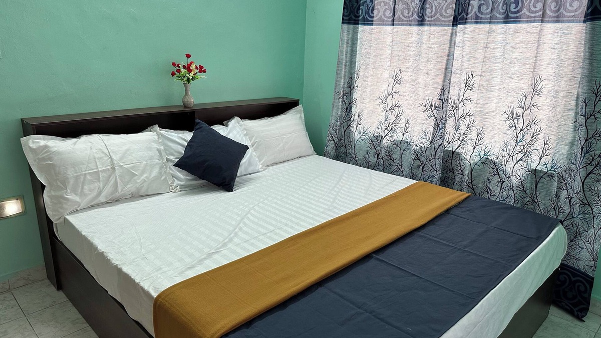 Visakhapatnam Apartment | Jasmine Beach Stay 2BHK apartment on Beach Road in brilliant Vizag w/WiFi + 3xAC