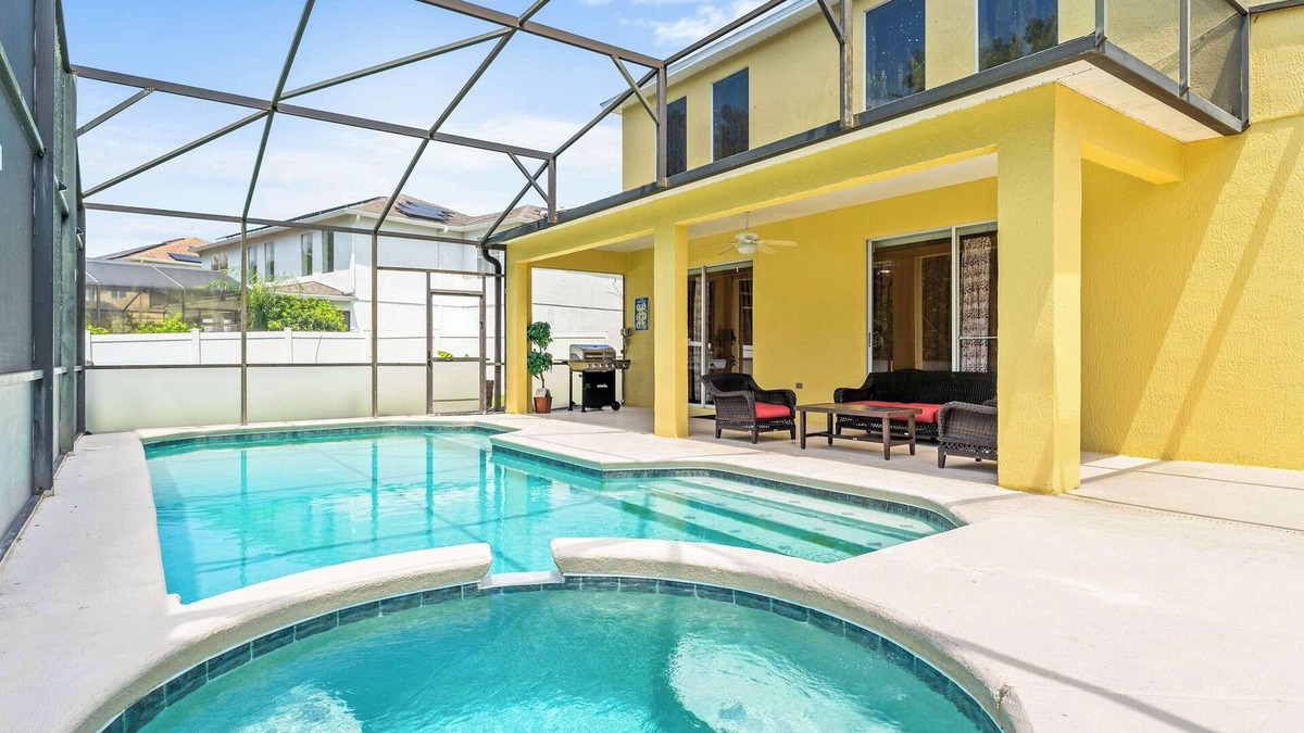 Crescent Lakes House | Jasmine Breeze – Home for 12