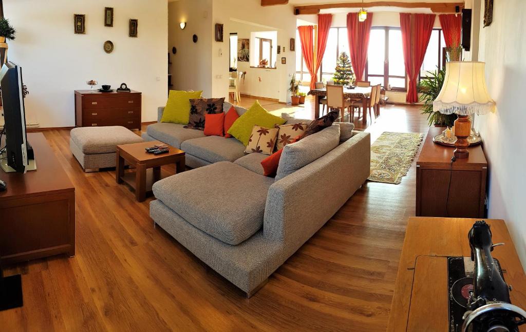 Prejmer Villa | Jasmine Residence