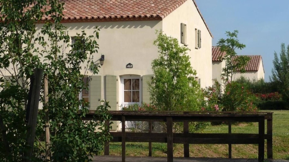 Gallargues-le-Montueux House | Jasse Camarguaise 4 Personnes