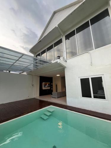 Sei Pinang Villa | Java Seven Villas
