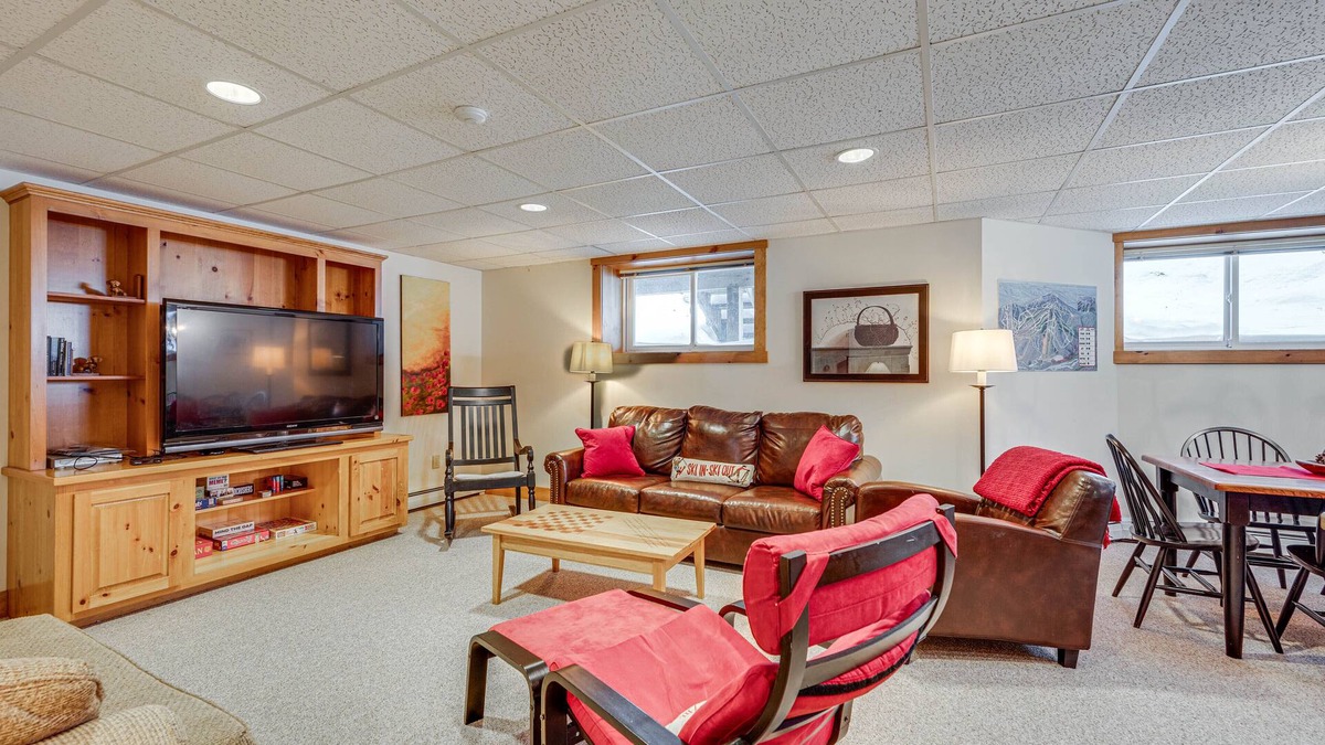 North Troy Condo | Jay Peak Resort Vacation Rental: Ski-In/Ski-Out!