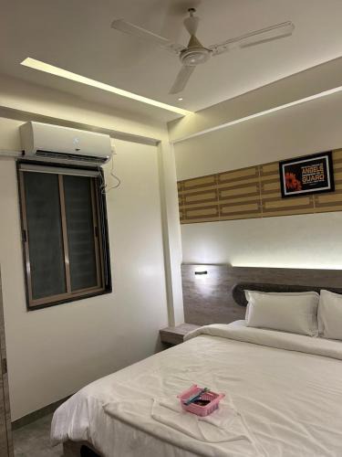 Kadadhe Hotel | Jayam Royal Hotel