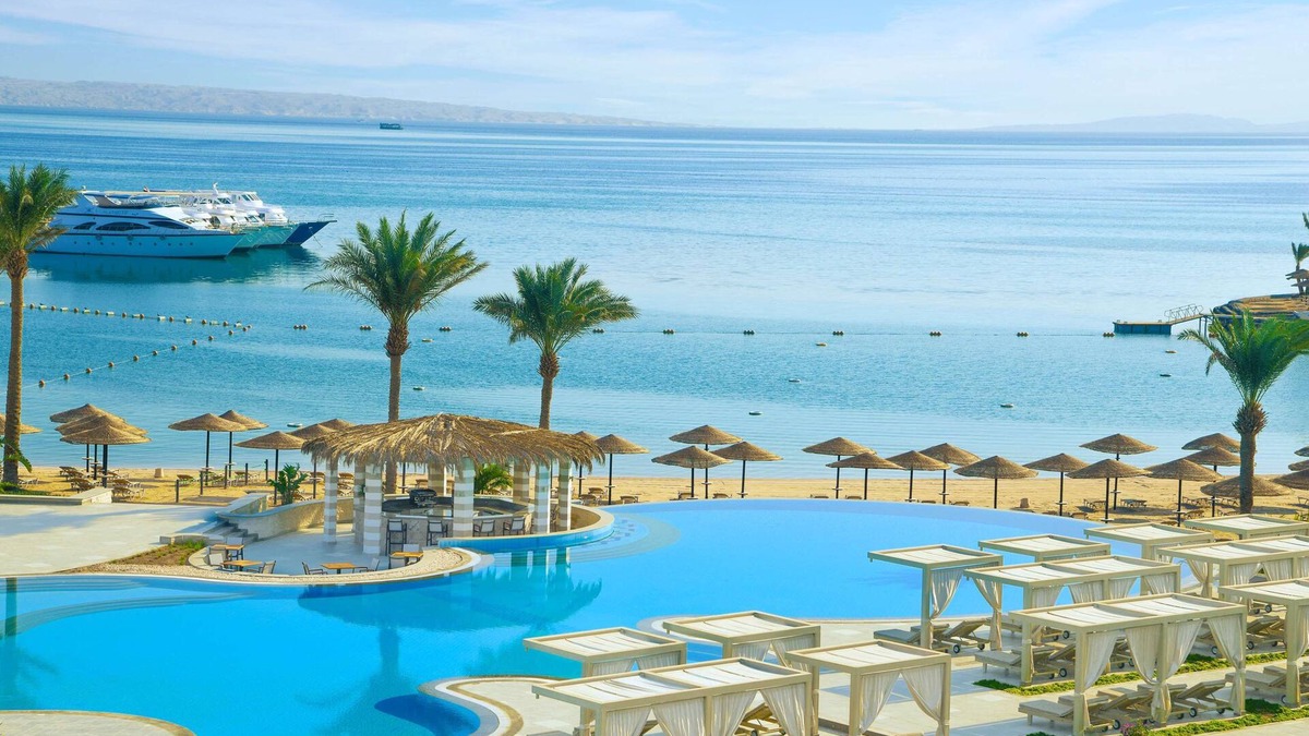 Al Mamsha El Seyahi Resort | JAZ Elite Casa Del Mar Beach