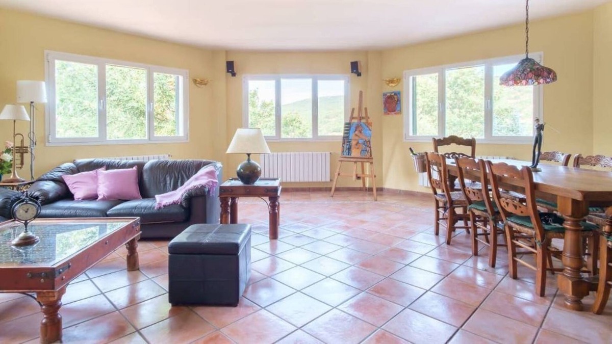 Cercedilla Ski Chalet | JAZA PARAISO -CERCEDILLA-MADRID pool and tennis chalet