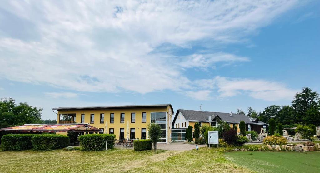 Svetla pod Jestedem House | Ještěd golf restaurace a penzion