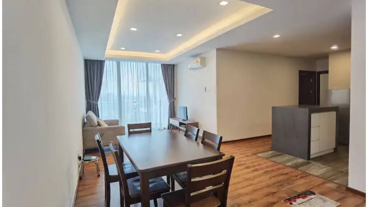 Kuching Condo | Jeff and Ricky's Homestay 46 @ VivaCity Megamall