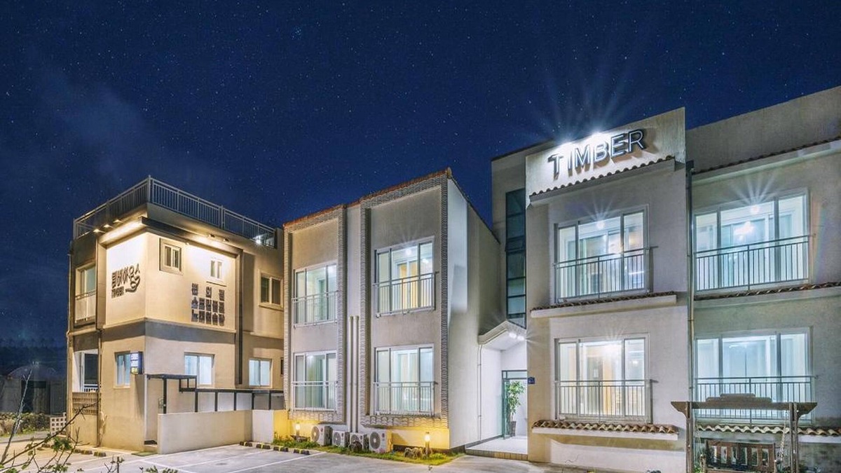Aewol House | Jeju Timberhouse Pension