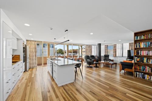 Hobart Central Business District Apartment | Jenatt Apartments Salamanca