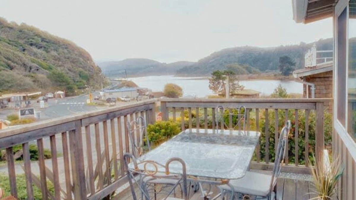 Jenner Hotel | Jenner Inn