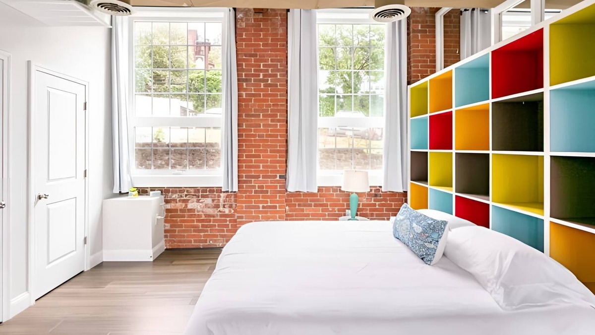 College Hill Apartment | Jennifer's Vibrant Historic Brick Loft Private Apartment