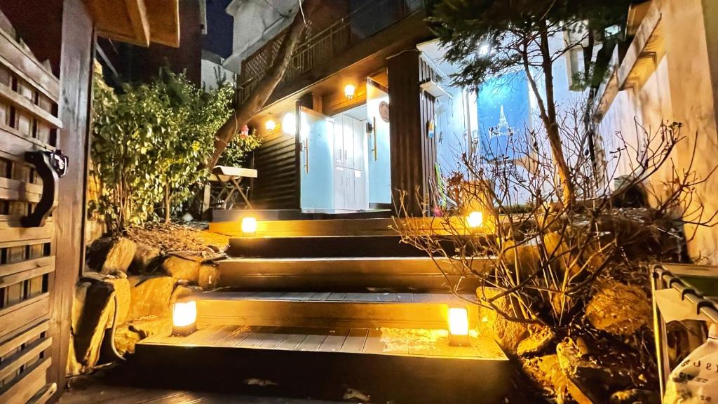 Sinchon-dong House | Jeong House