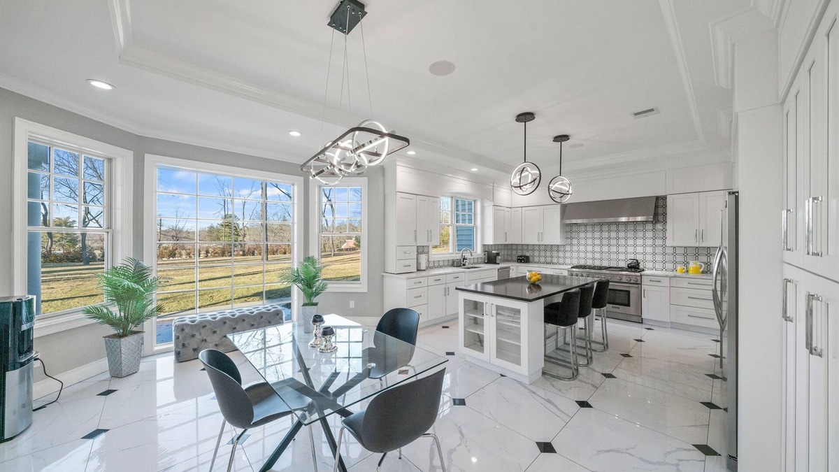 Jericho House | Jericho Mansion is a luxurious vacation home