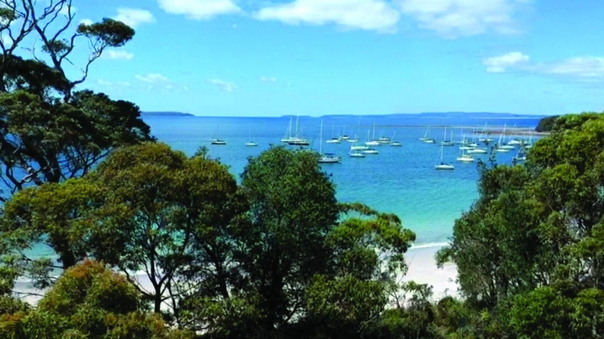 Callala Bay House | Jervis Shores - Stunning absolute beachfront