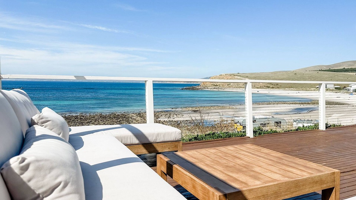 Myponga Beach House | Jetty View at Myponga Beach