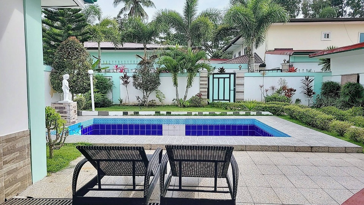 Silang Villa | Jewelry Resort and Villas Tagaytay