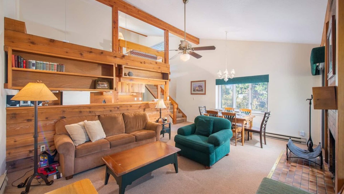 Moose Wilson Road Condo | JHRL - Aspens Elderberry 4021 - Great Mountain View