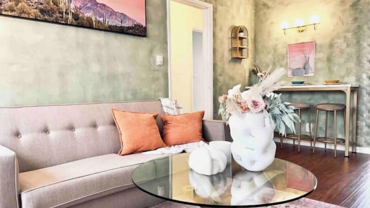 Alhambra House | Jie’s choice-vintage style cozy home 15min to DTLA