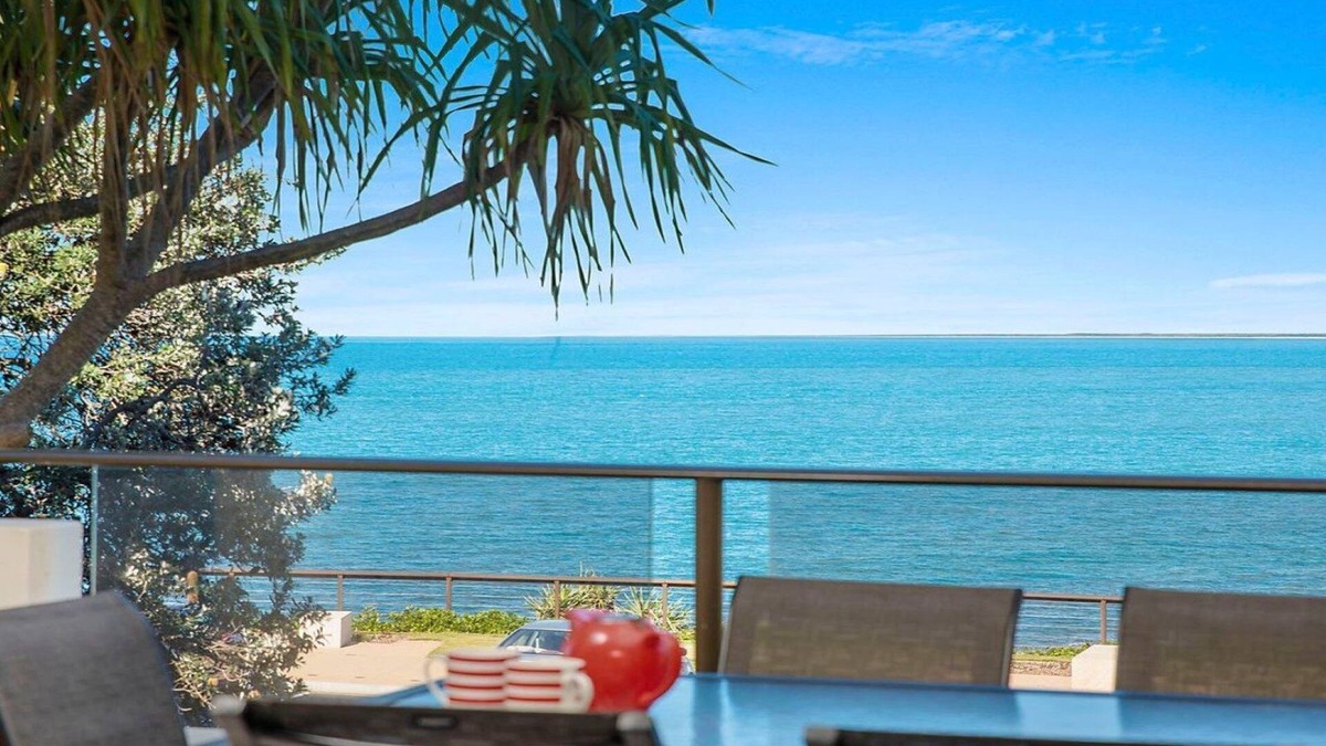 Kings Beach Apartment | Jilci Unit 4 Kings Beach QLD