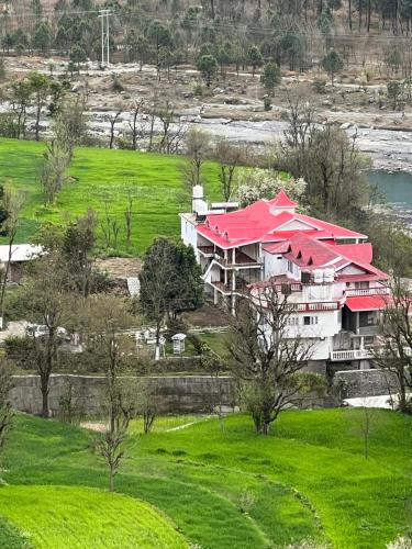 Chamba Resort | Jimmys River Resort