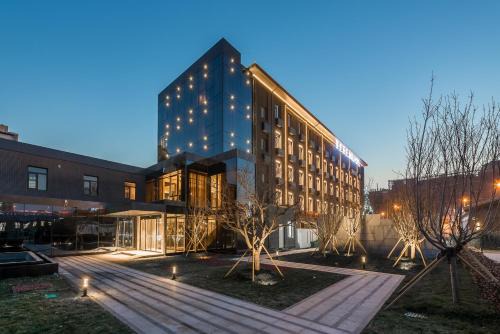 South Chaoyang Hotel | Jingli Hotel Beijing Heshenghui Dajiaoting Subway Station Branch
