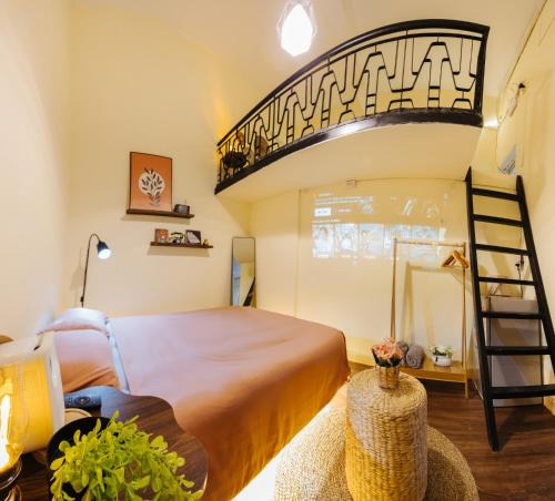Old Quarter Apartment | JinZinHome/COZY House near TRAIN street/Netflix