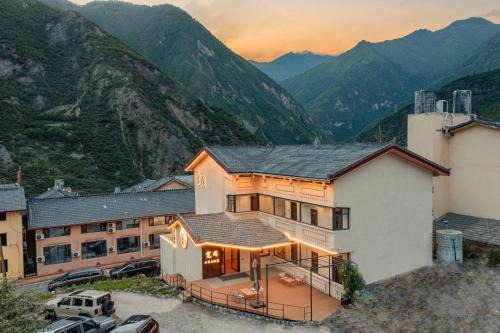 Jiuzhaigou House | Jiuzhaigou Kuanxian Homestay