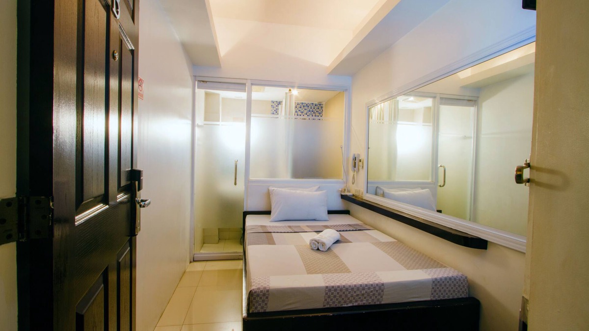 Tabaco City Hotel | JJ Midcity Inn