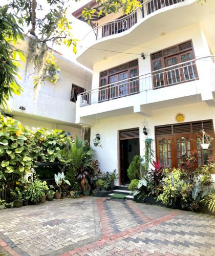 Aluthgama House | JJ Villa & Tours