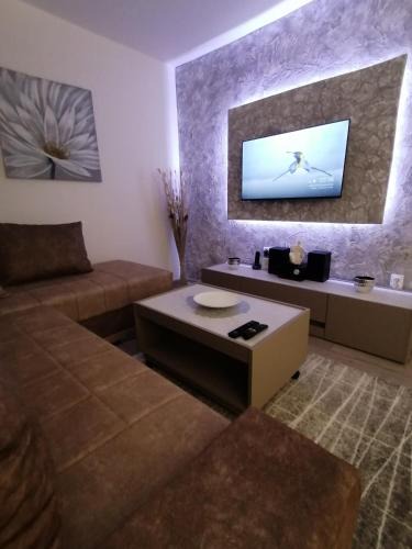 Cacak Apartment | JM Apartman