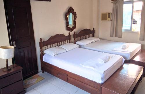 Padre Burgos Hotel | JM-RN Pension House