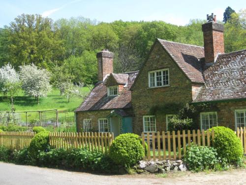 Crockerton House | Job's Mill Cottage