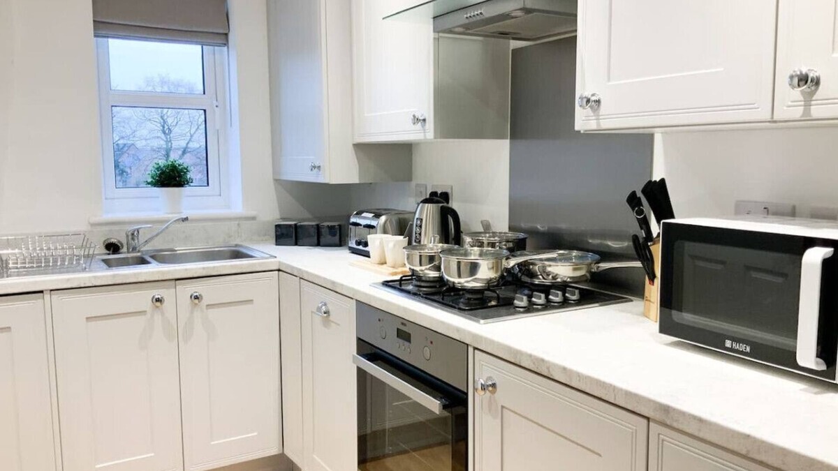 Andover House | Jockey house Andover