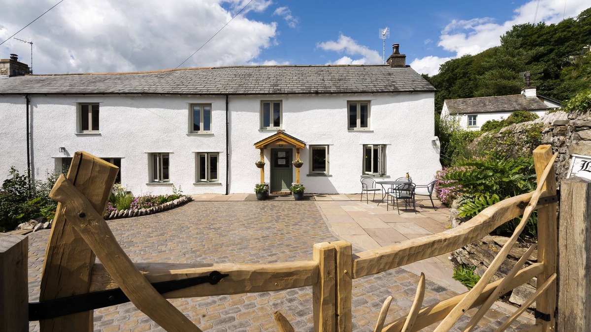 Brigsteer Cottage | Joe's Cottage - Brigsteer Village, near Kendal. Dog-friendly