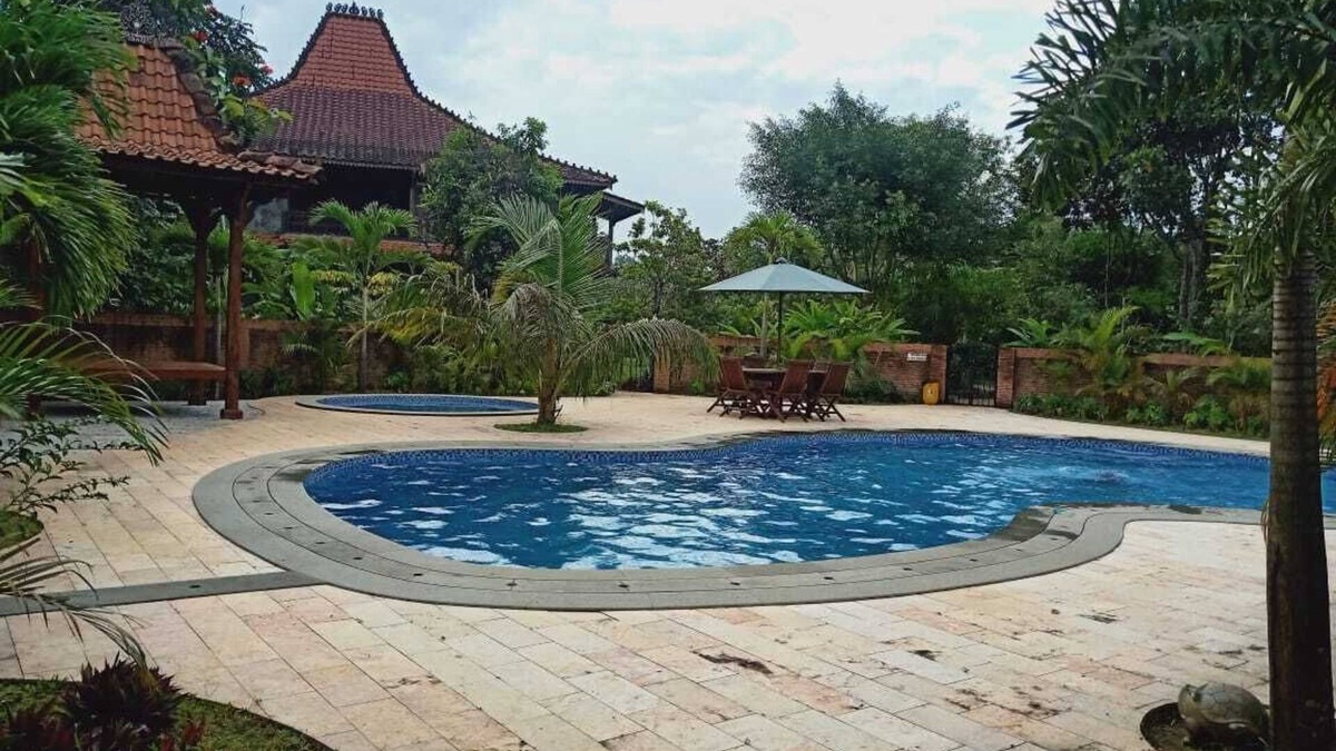 Semarang Villa | Joglo Java