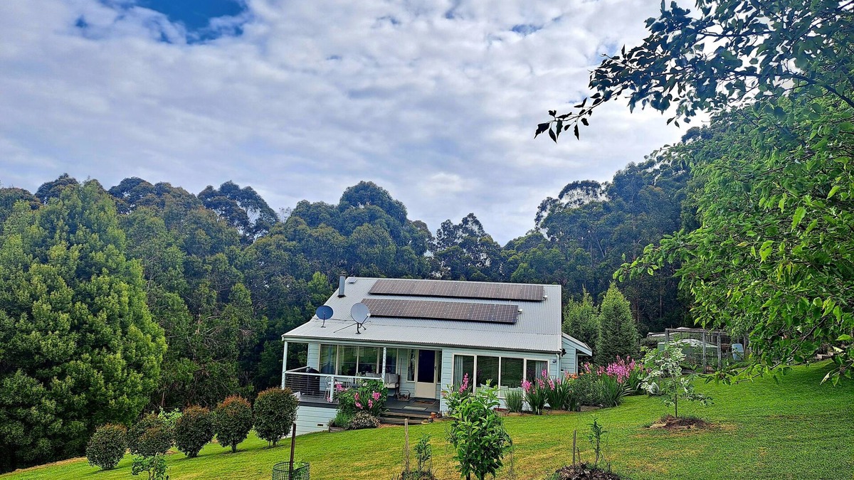 Johanna House | Johanna Meadows Cottage - A peaceful retreat