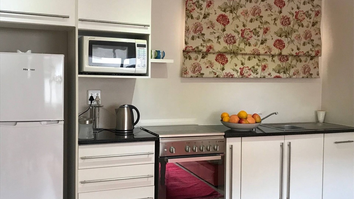 Bedfordview Cottage | Johannesburg, close to International Airport and shops Bedfordview