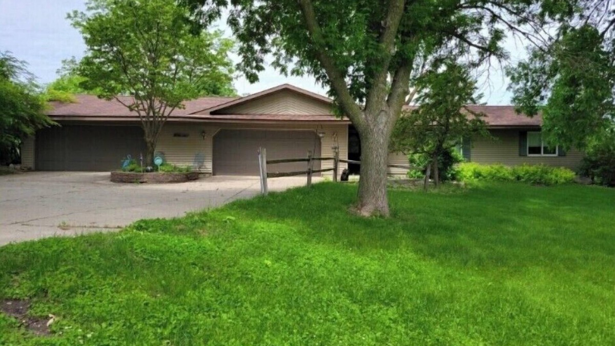 Litchfield House | John & Anne`s Place LLC