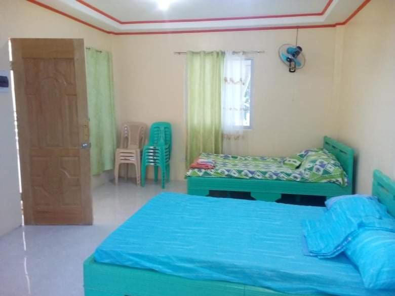 Barbaza Apartment | Johnny's Inn
