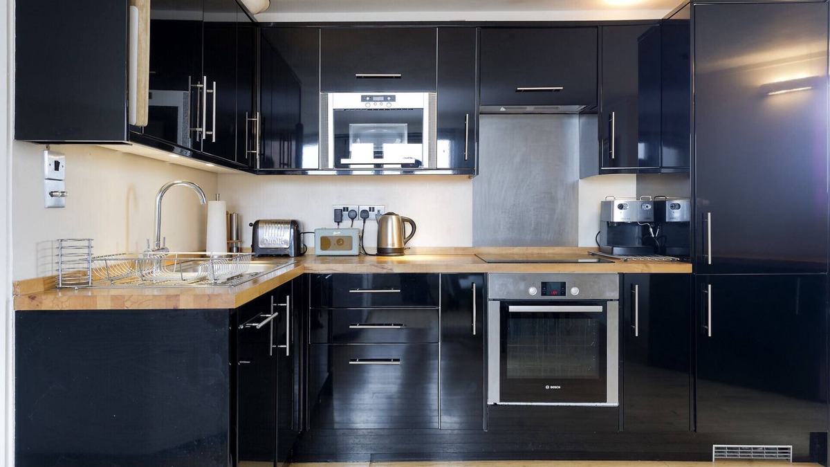 Chelsea Riverside Apartment | JOIVY Charming flat overlooking River Thames