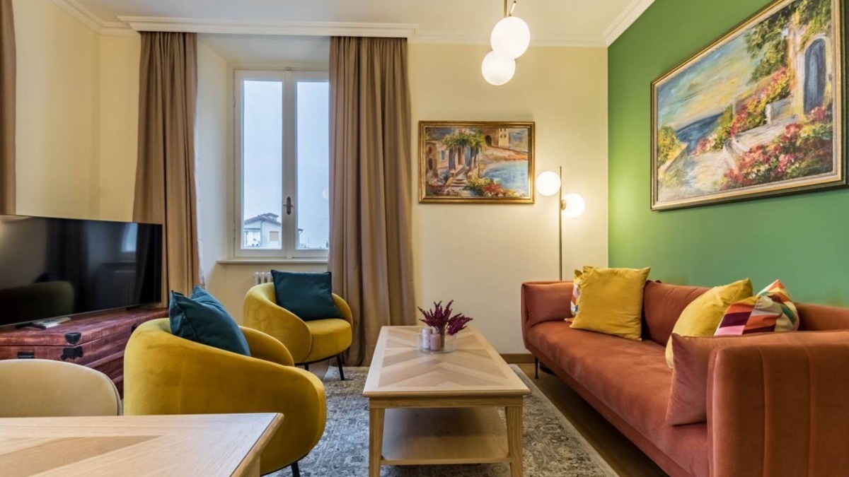 Cernobbio Apartment | JOIVY Fabulous Apt for 4 w/Balcony and Garage in Cernobbio