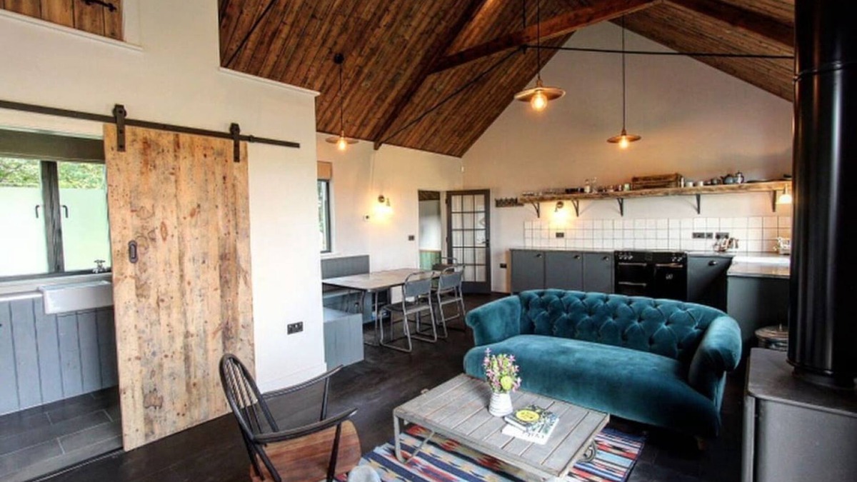 Wickhambrook House | JOIVY Rustic 1-bed holiday home in Suffolk countryside