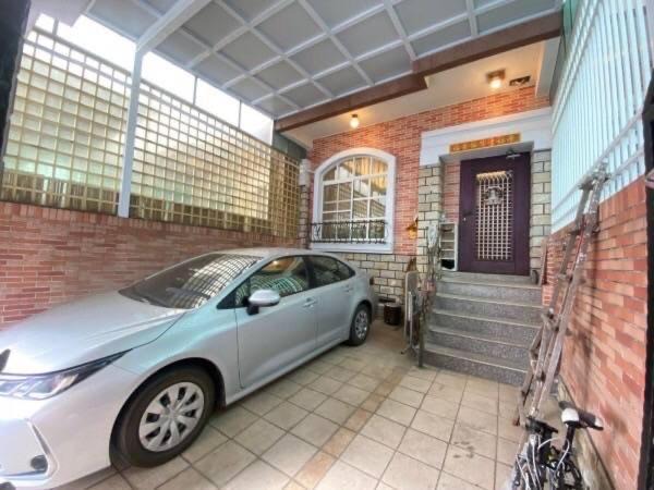 West District House | JOJO旅宿（採共享客廳，預定三間即包棟）