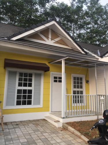 Cibinong House | Jojo House