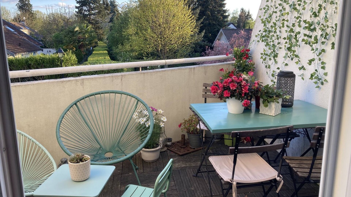 Saint-Nom-la-Breteche Apartment | Joli Appartement Dupleix au Calme