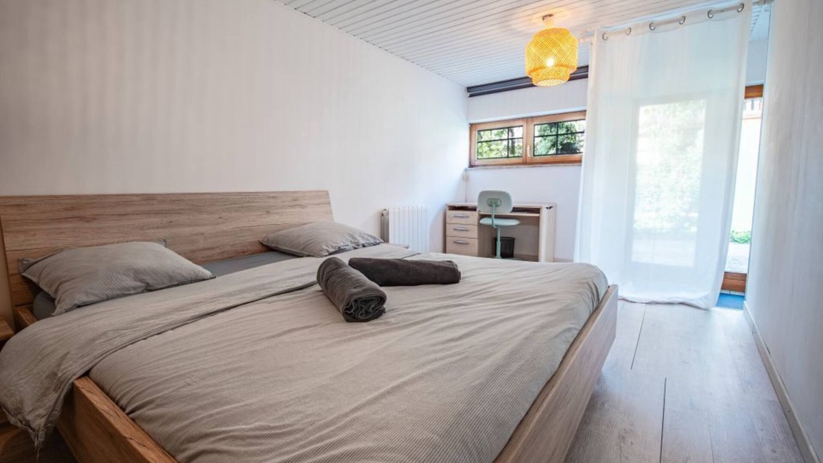 Eckbolsheim Apartment | Joli Petit Cocon Chaleureux , Idéal Pour 2 Personnes, Animaux Acceptés