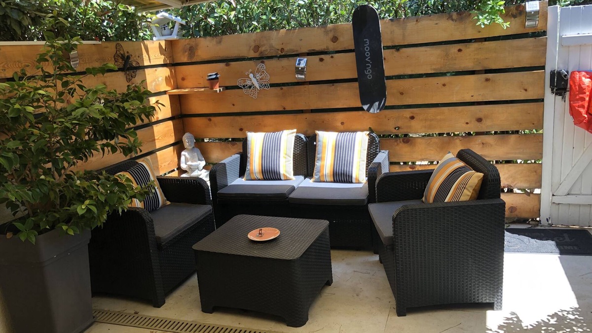 Gassin Condo | Joli Petit Mazet Avec Terrasse en Pleine Nature